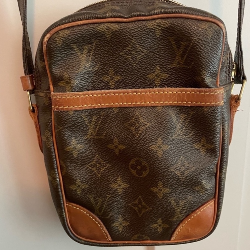 Louis Vuitton Vintage Danube crossbody